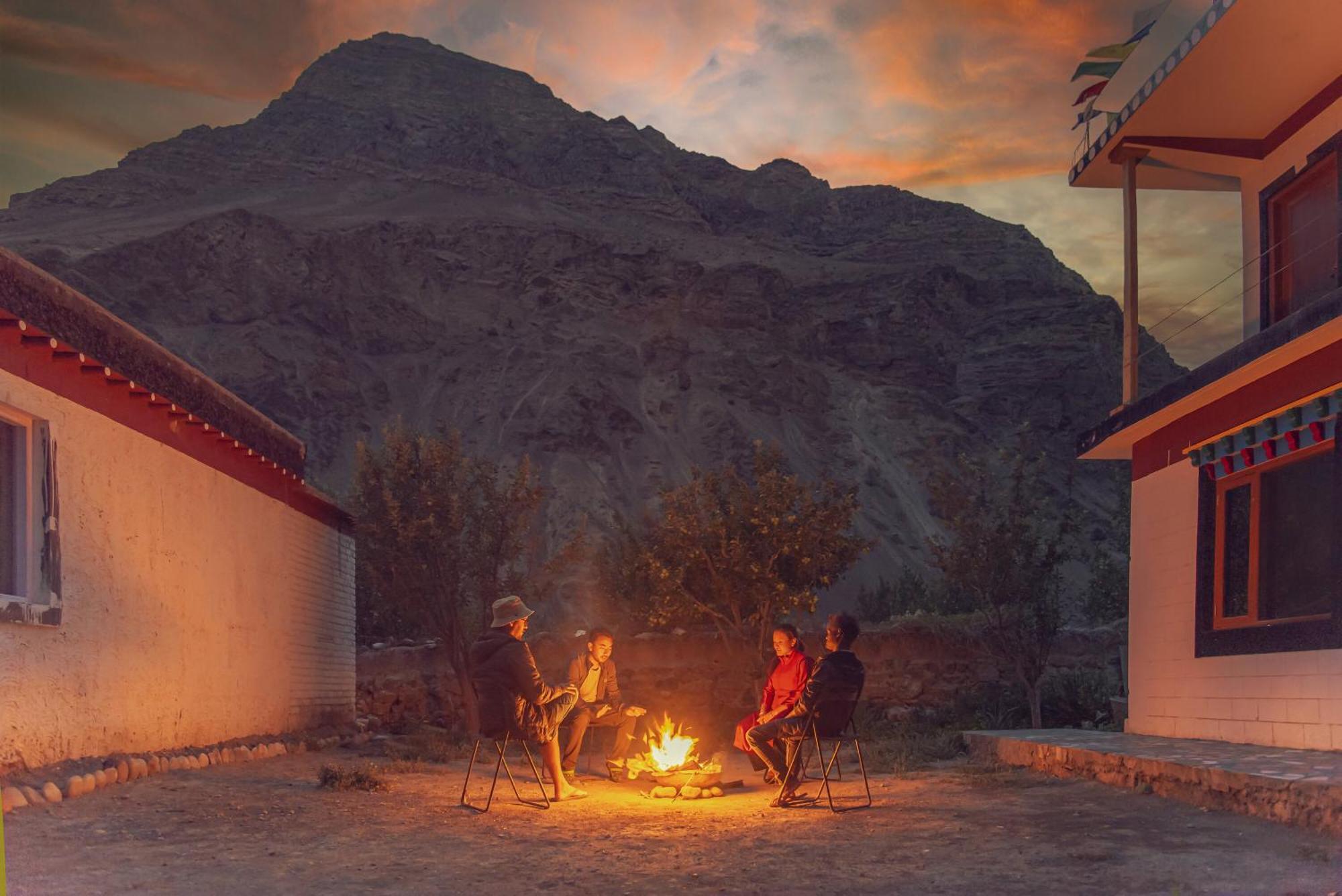 Echor Mud Huts Tabo, Spiti Valley Kaza Εξωτερικό φωτογραφία